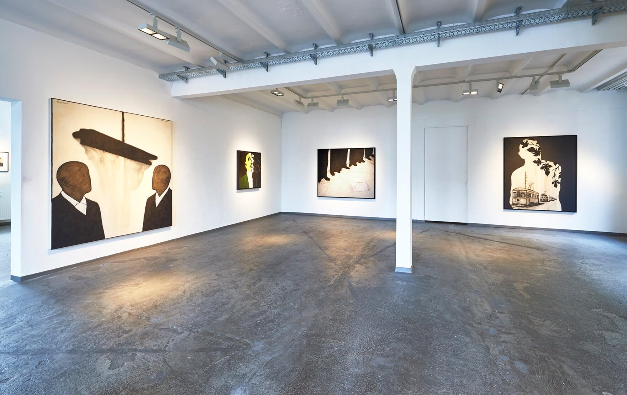 Installation view LEVY Galerie