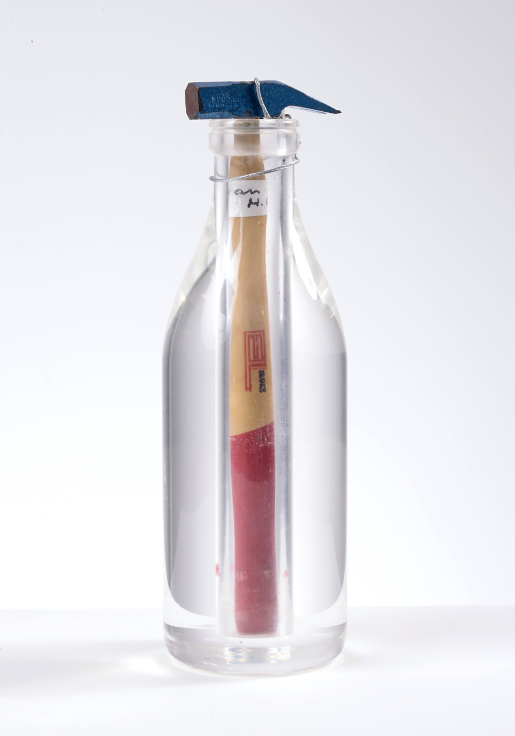 Le manche dans le manche ou (Le marteau sans maitre)