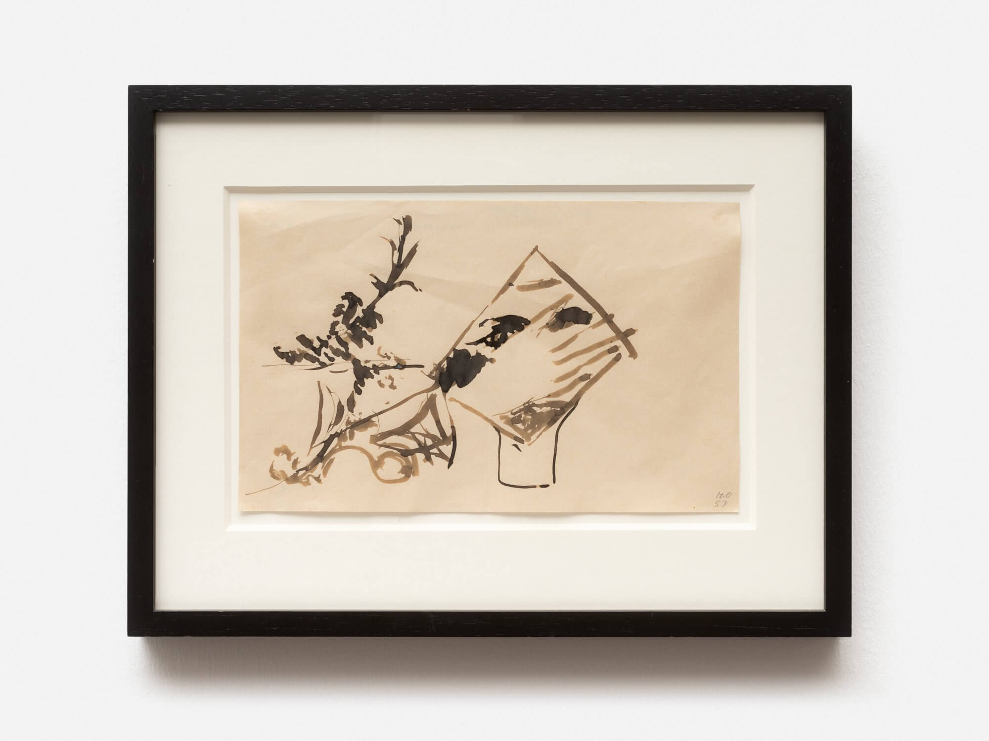 Rautenförmiger Kopf, links Pflanzen | Rhomboid Head, Plants on the Left